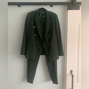 Dark Green Women’s Suit